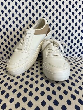 Nautica White Color Block Shoe Size 8.5